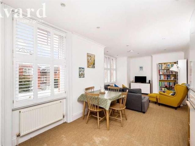 Flat for sale in Round Hill, Brighton & Hove