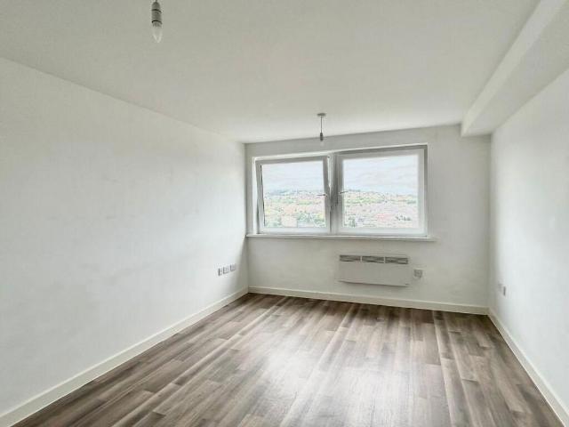 Flat for sale in Long Lee, West Yorkshire