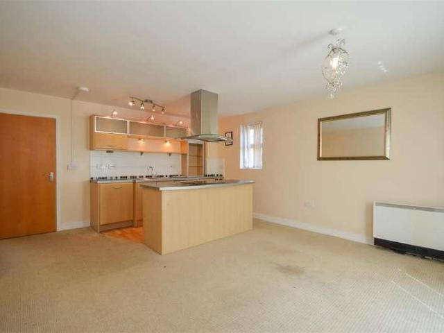 Flat for sale in Hemsworth, West Yorkshire