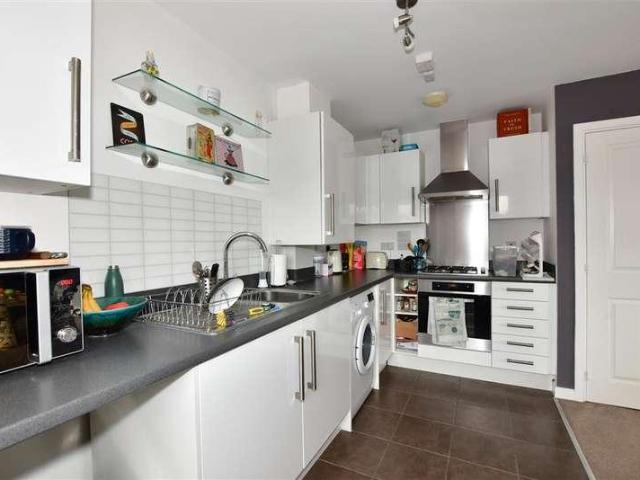 Flat for sale in Loose, Maidstone