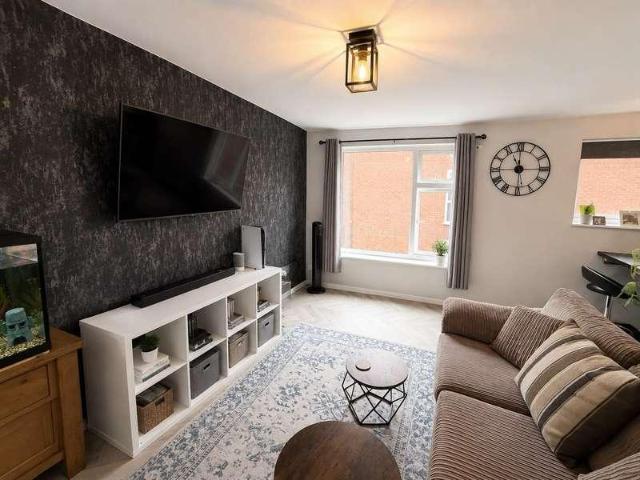 Flat for sale in Meols Cop, Southport