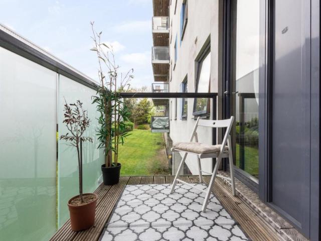 Flat for sale in Bromley, Widmore