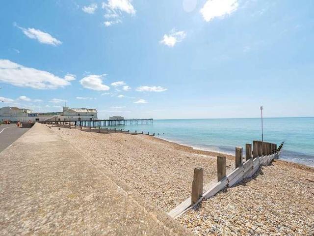Flat for sale in Clapham, West Sussex