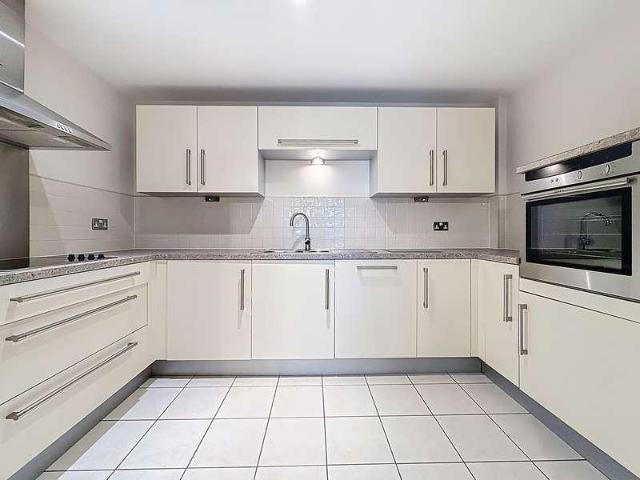 Flat for sale in Cardiff International Sports Village, Falcon Lodge