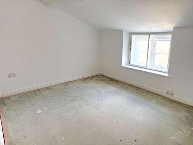 Flat for sale in Milborne Port, Sherborne