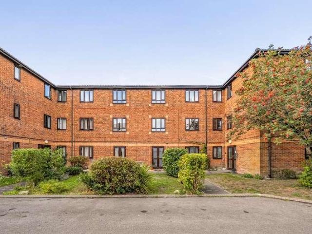 Flat for sale in Warminster