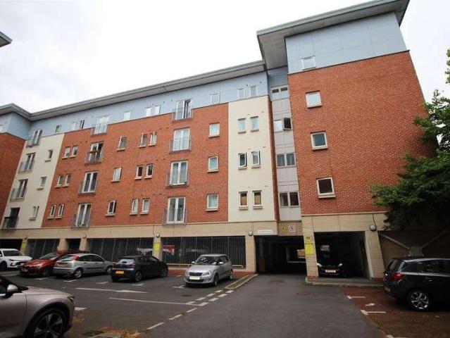 Flat for sale in Ordsall, Salford