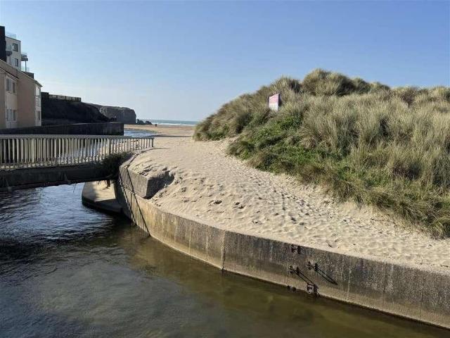Flat for sale in Penwartha Coombe, Cornwall