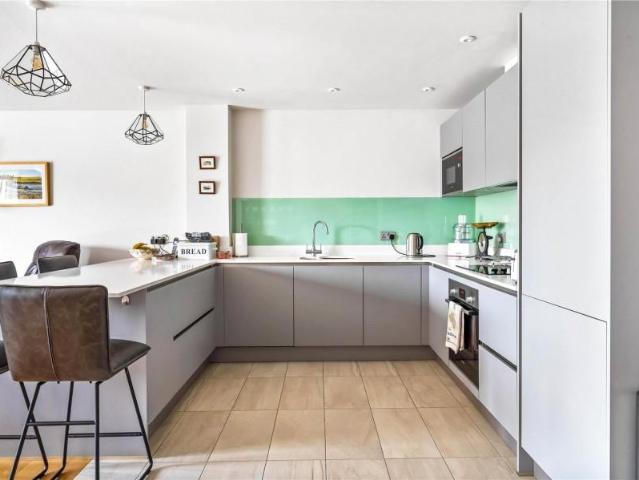 Flat for sale in Pleasant Valley, Duton Hill