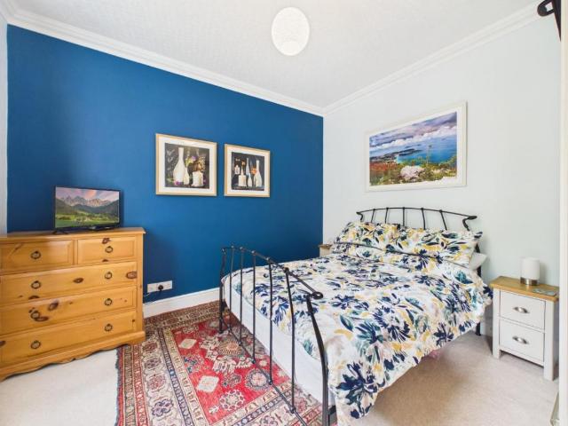 Flat for sale in Priestthorpe, Crossflatts