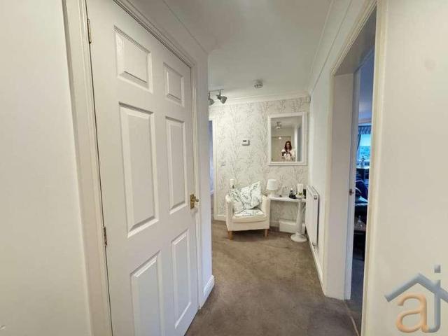 Flat for sale in Southport, Sefton