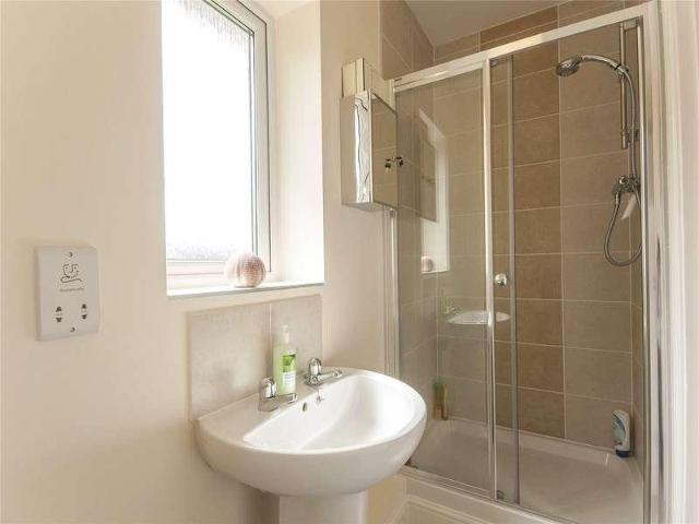 Flat for sale in West Oxford, The Slade