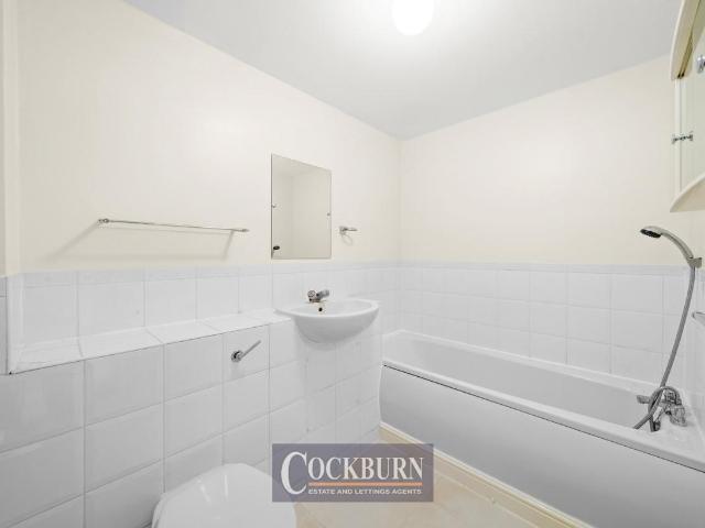 Flat for sale in New Eltham, Greater London