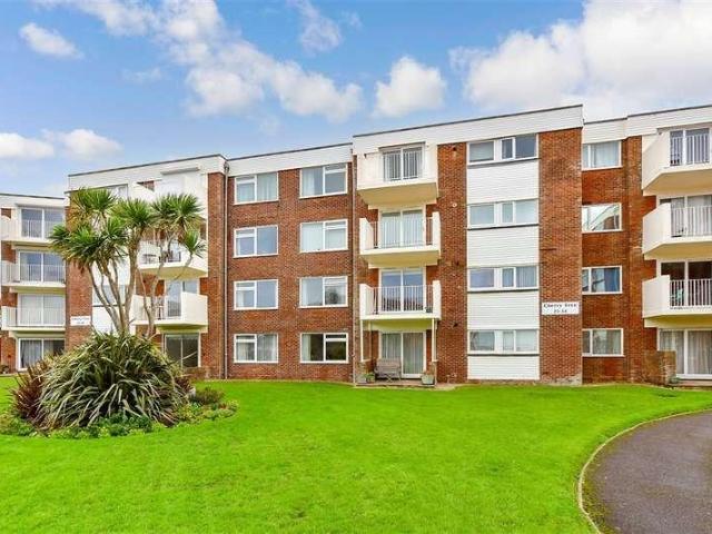 Flat for sale in Rustington, Clapham