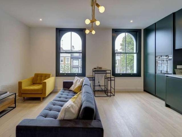 Flat for sale in Notting Hill, Greater London