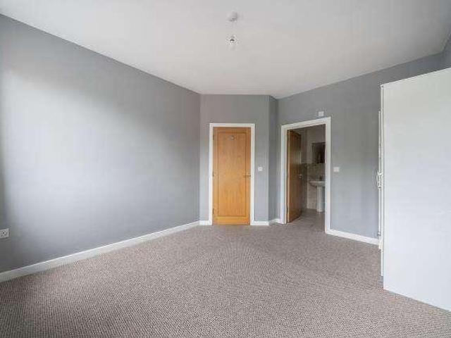 Flat for sale in Enborne, West Berkshire