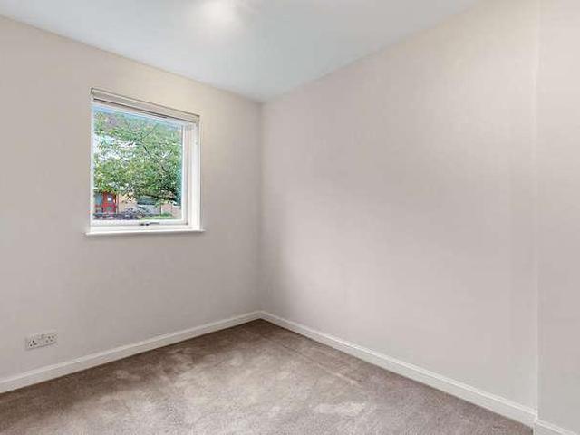 Flat for sale in Scotstounhill, Scotstoun