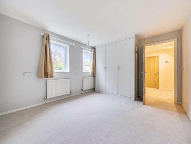 Flat for sale in Black Bourton, Oxfordshire