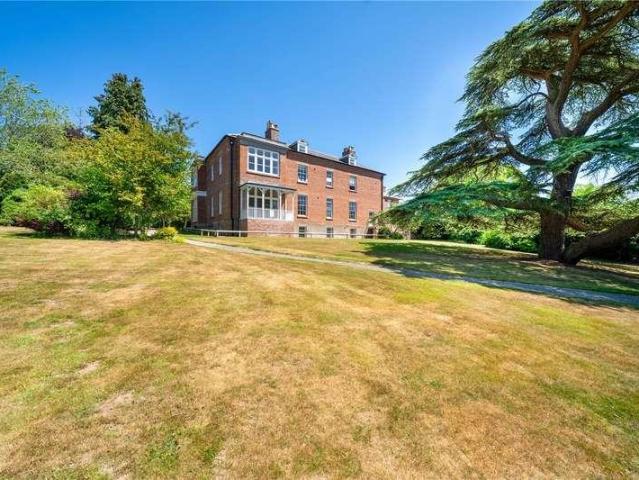 Flat for sale in Ashford Carbonell, Shropshire