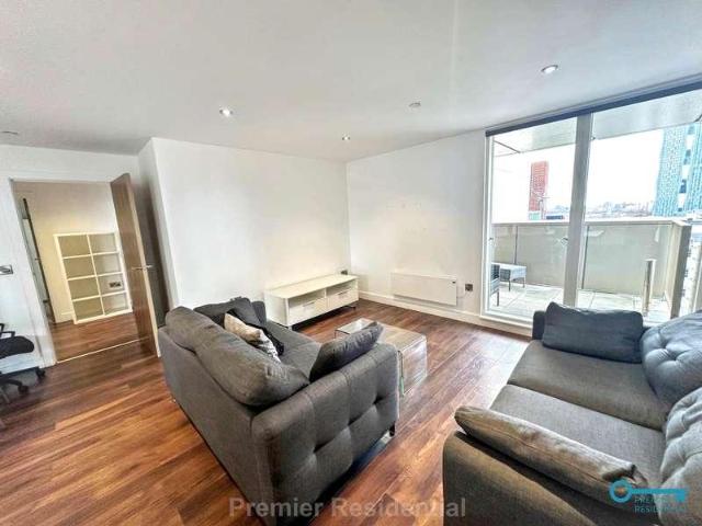 Flat for sale in City Centre, Georgia