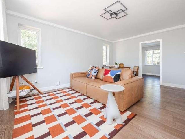Flat for sale in St Margarets, Greater London
