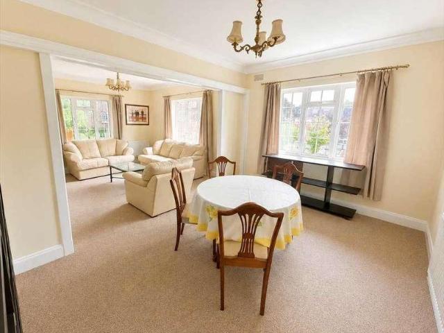 Flat for sale in Greater London