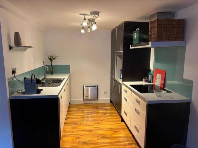 Flat for sale in Lindley, West Yorkshire