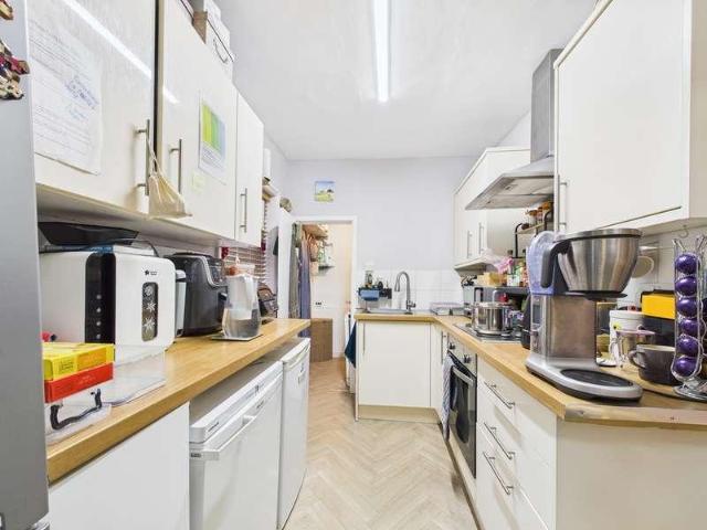 Flat for sale in King's Walden, Hertfordshire