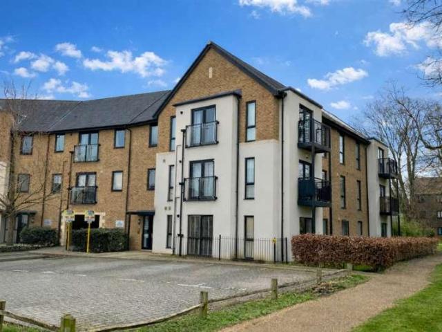 Flat for sale in Leybourne, Bourne Vale
