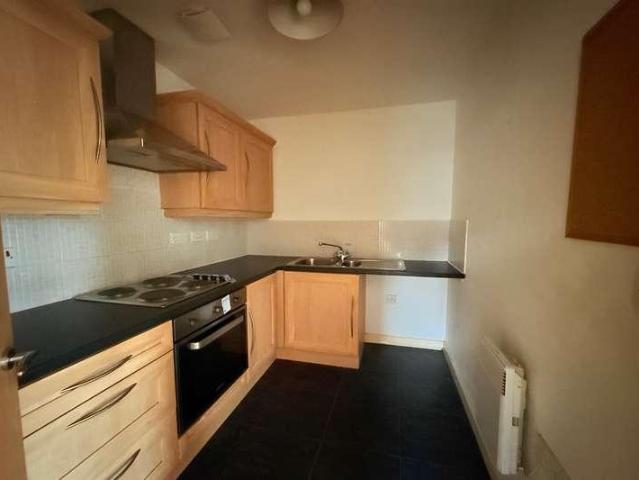 Flat for sale in Runcorn, Cheshire