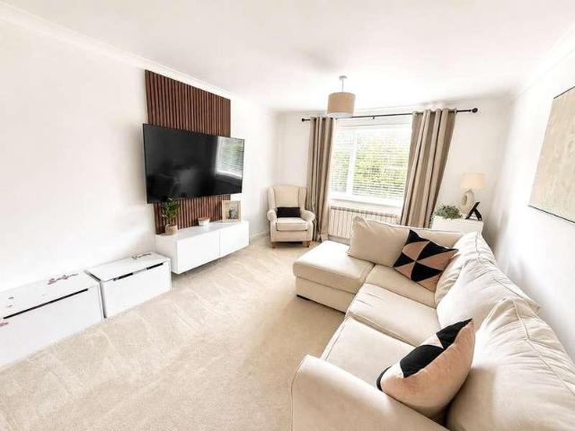Flat for sale in Parkstone, Poole