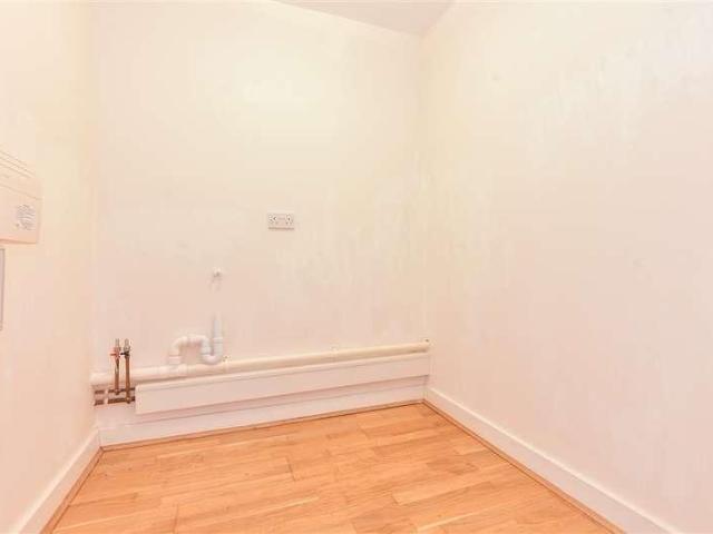 Flat for sale in Middle Deal, Ash