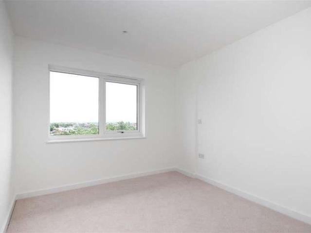 Flat for sale in Little Stanmore, Greater London