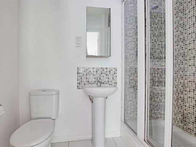Flat for sale in Orchard Park, Arrington