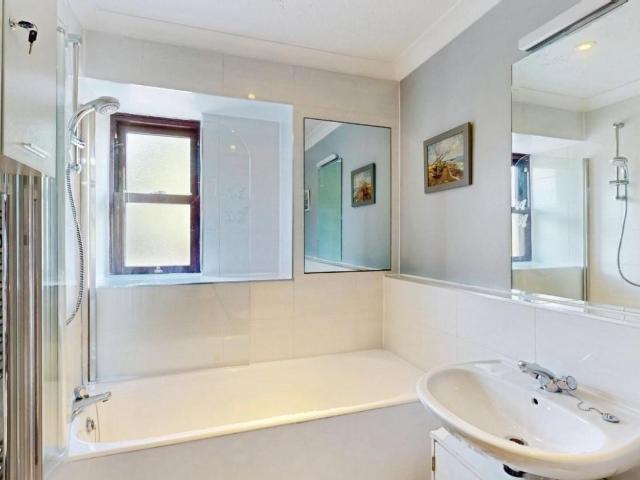 Flat for sale in Ilkley, West Yorkshire