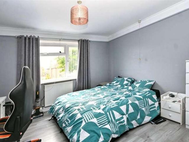 Flat for sale in Upperton, Eastbourne
