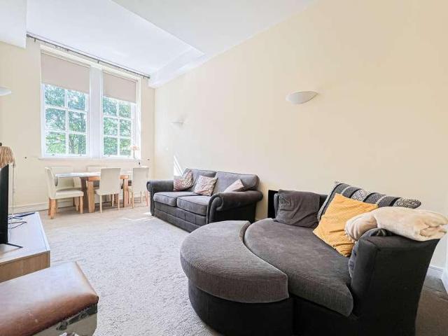 Flat for sale in Allerton, Calderstones