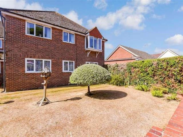 Flat for sale in Rustington, Clapham