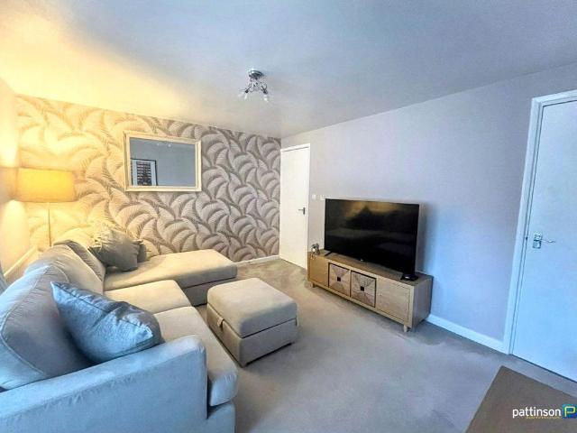 Flat for sale in Kenton, Tyne And Wear
