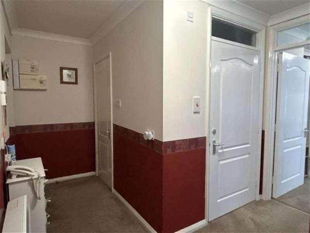 Flat for sale in Bromstone, Acol