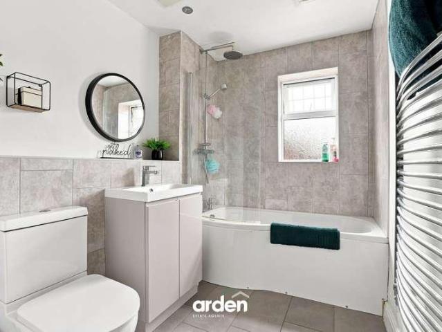 Flat for sale in Greenlands, Redditch