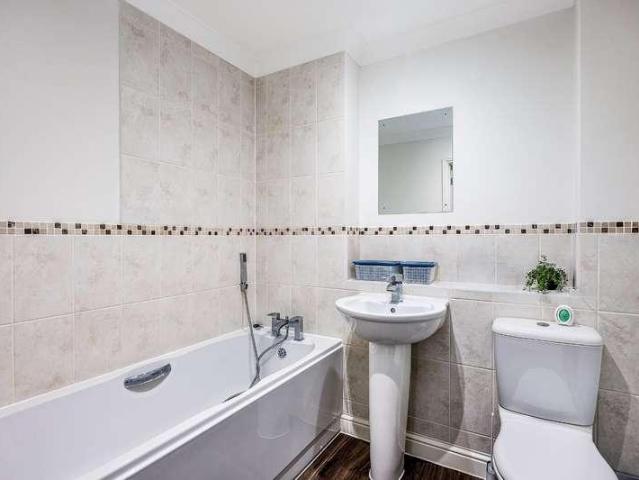 Flat for sale in Chedburgh, Suffolk