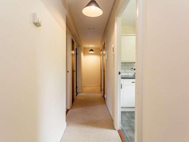 Flat for sale in Comely Bank, City of Edinburgh