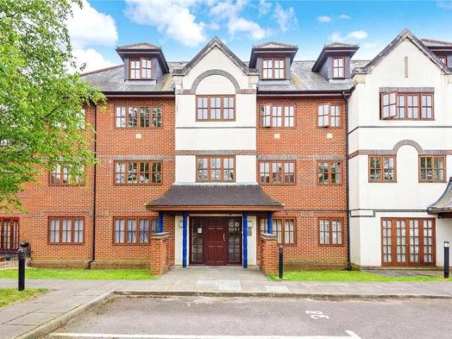 Flat for sale in Catteshall, Fole