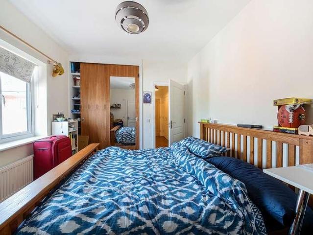 Flat for sale in Uxbridge, London Borough of Hillingdon