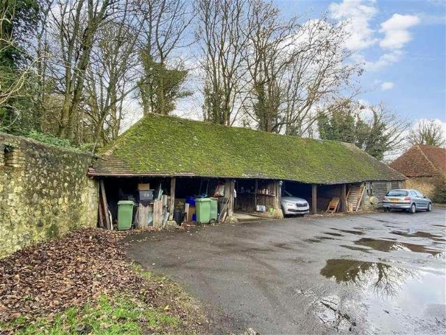 Flat for sale in Folkestone, Kent