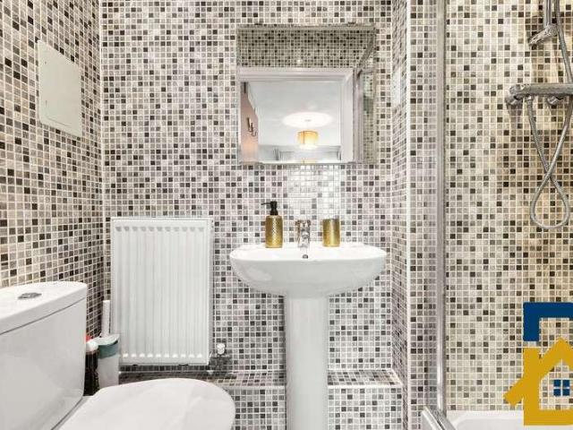 Flat for sale in London Borough of Havering, Greater London