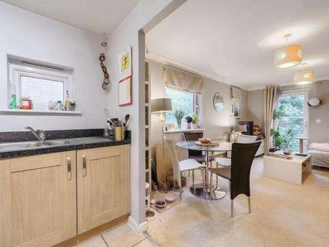 Flat for sale in Castlefield, Cressex
