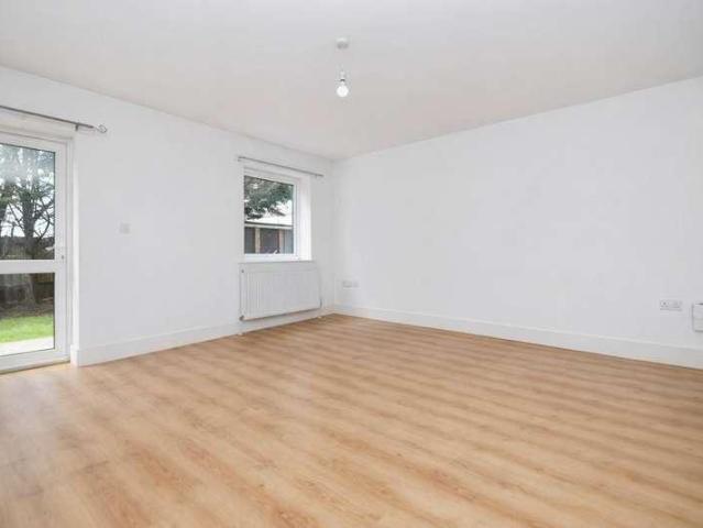 Flat for sale in Hill Park, Fareham