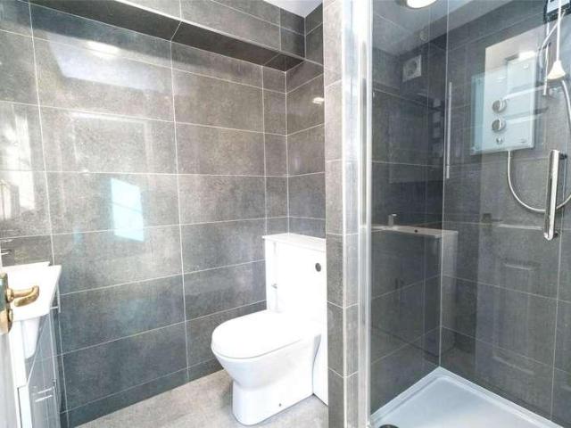 Flat for sale in Corner Hall, Dacorum